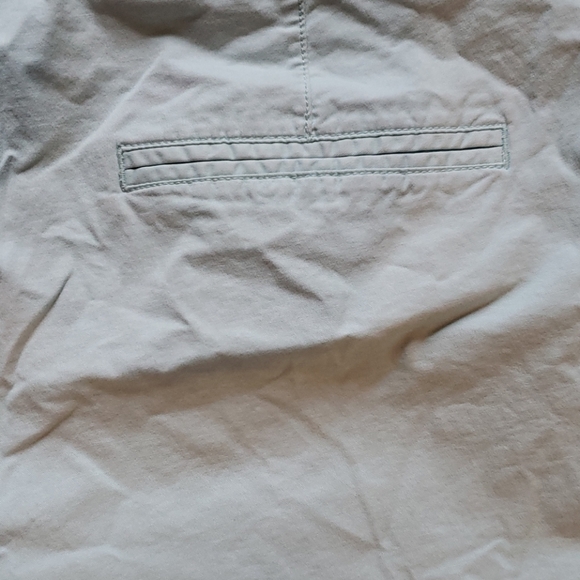 Old Navy mint green shorts 14 - Picture 4 of 8